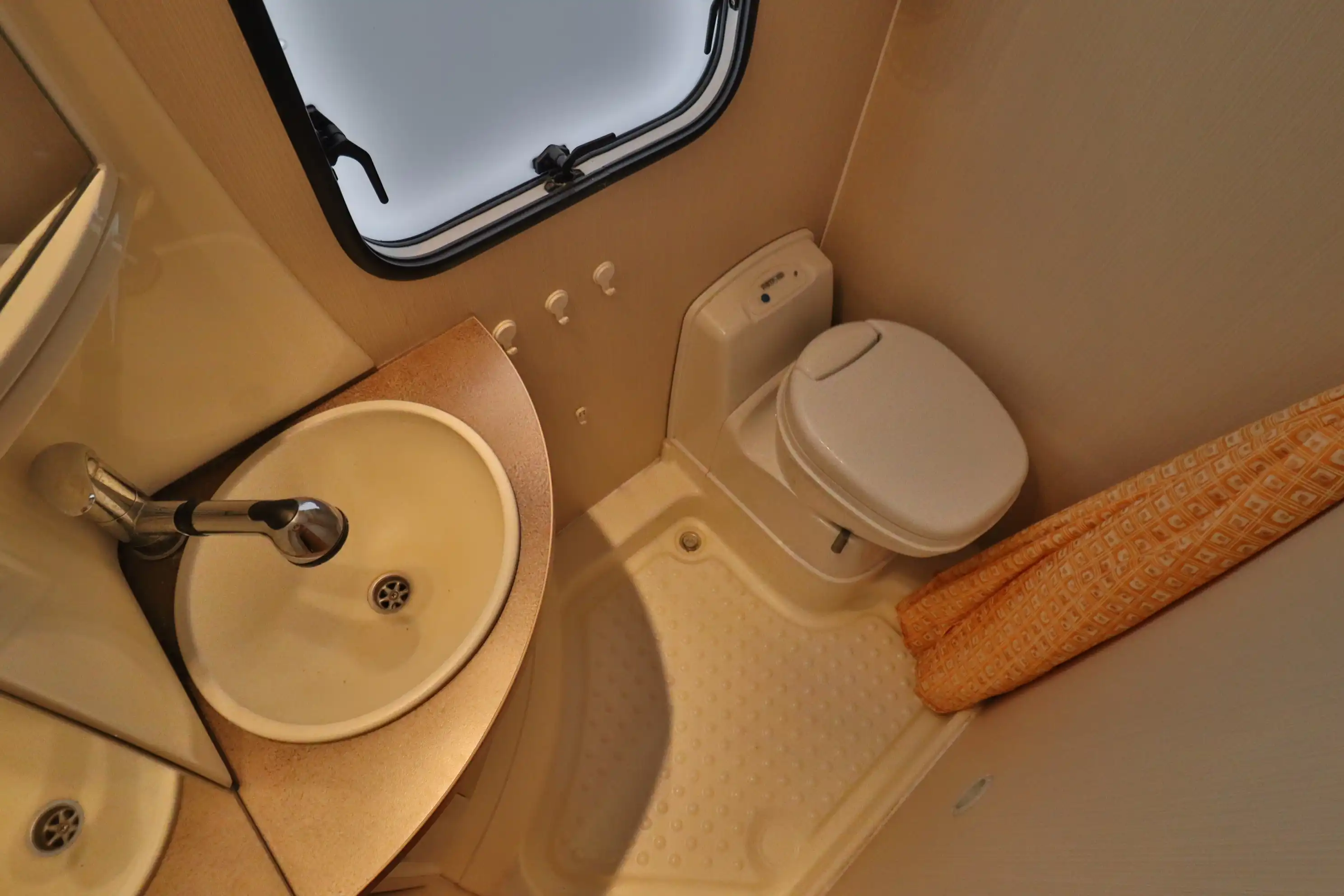 CHAUSSON Flash 02